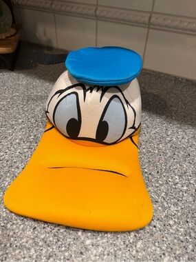Disney Donald Duck Hat Cap Fitted Long Bill Parks Foam Face Adult One Size